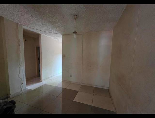 3 BEDROOM APARTMENT FOR SALE IN SUNNYSIDE